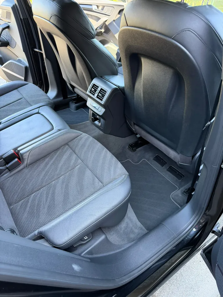 Après nettoyage — Places arrière — Audi